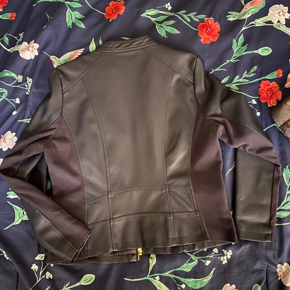 Blue leather type jacket - Picture 3 of 3